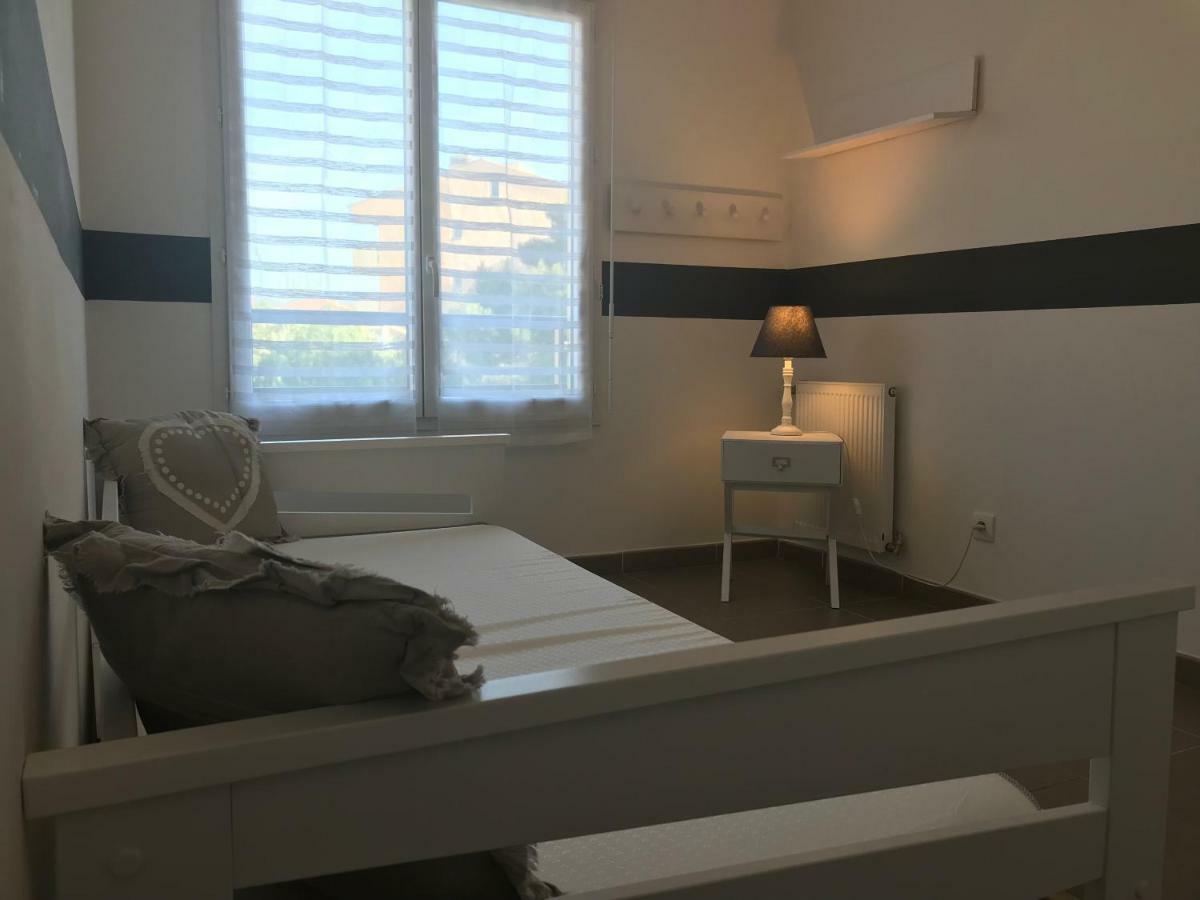 Appart' Au Port Lejlighed Fréjus Eksteriør billede